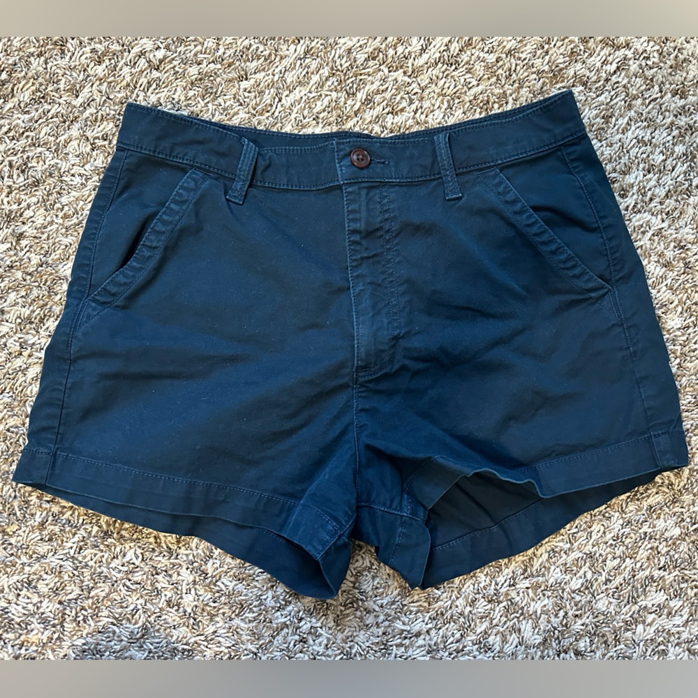 Abercrombie & Fitch Women's Size 29 Stretch Navy Chino 4.5” Seam Shorts